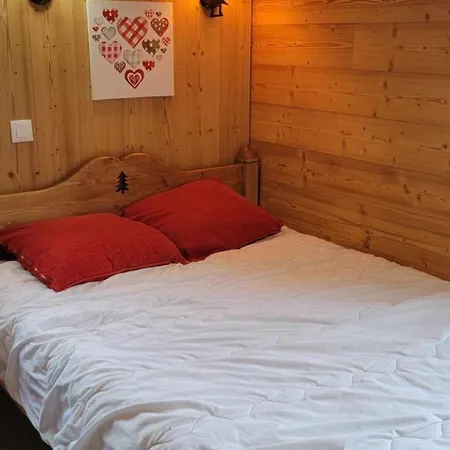 Proche Lac , Borne Video, Espace Exterieur * Gerardmer