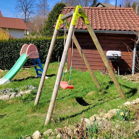 Proche Lac , Borne Video, Espace Exterieur *